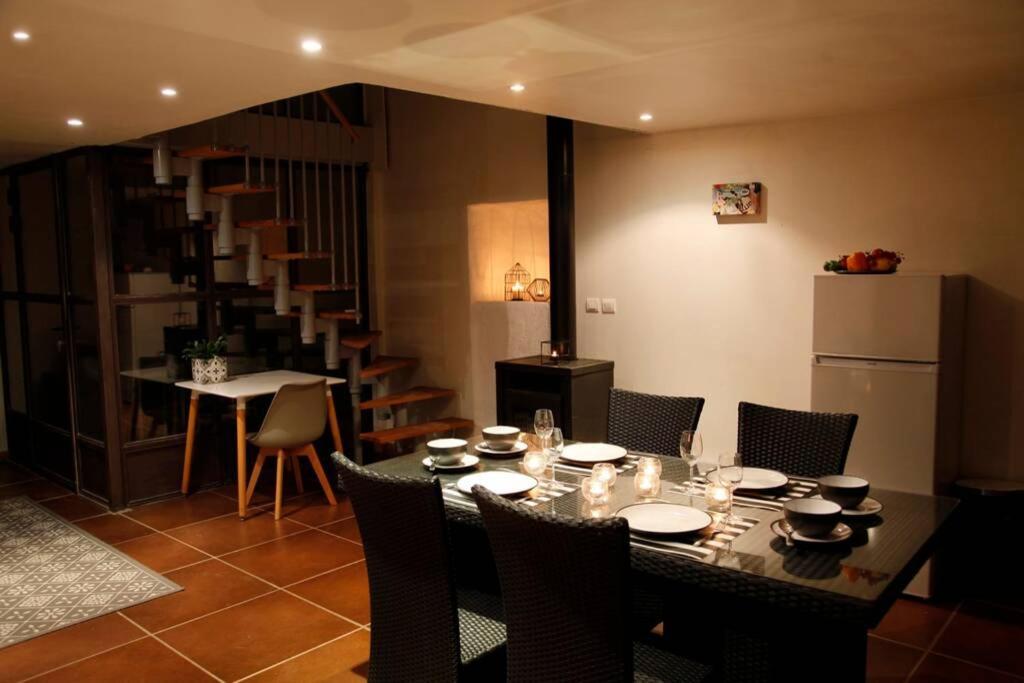 Vila Maison De Charme Renovee Cucuron Exteriér fotografie